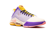 Lebron XIX Low "Mismatch" DO9829 500