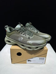 LOEWE x On Cloudventure 3.0 Sneakers in Military Green