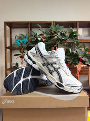ASICS GEL-Cumulus 16 Sneakers White Midnight
