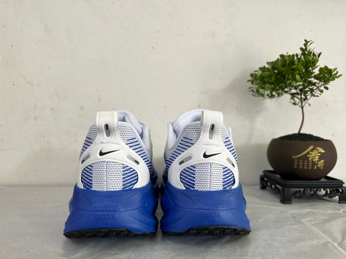 Nike Vomero 18 Running Shoes, White and Blue
