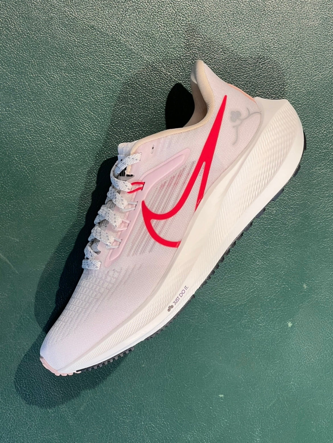 Nike Air Zoom Pegasus 39 Running Shoes White Red FD4344-161