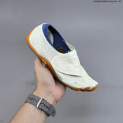 Vibram FiveFingers Groundsplay Training Shoes, White and Gum