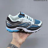 Saucony ProGrid Omni 9 Retro Running Sneakers
