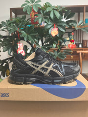 ASICS Gel-Kahana 8 Sneakers in Black and Brown