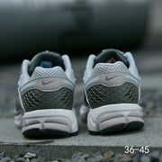 Nike Air Zoom Vomero 5 Running Shoes in Grey