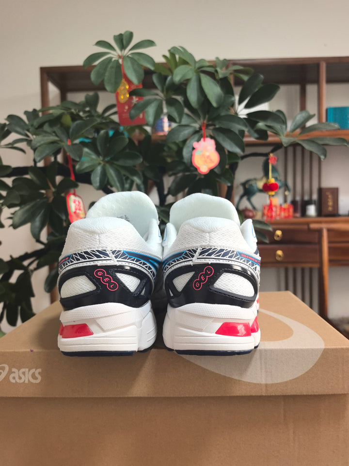 ASICS GEL-KAYANO 20 White and Blue Running Sneakers