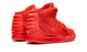 Air Yeezy 2 SP "Red October" 508214 660