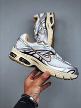Nike Air Max Moto 2K Low-Top Sneakers White