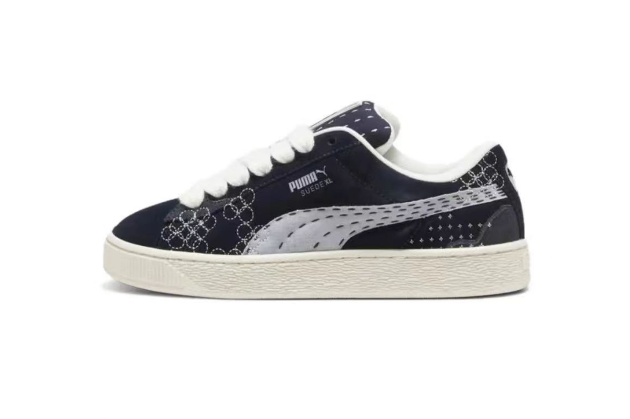 Puma Court Classic Low-Top Sneakers in Navy and White