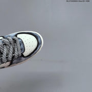 MLB Chunky Liner Low-Top Sneakers, Black and White
