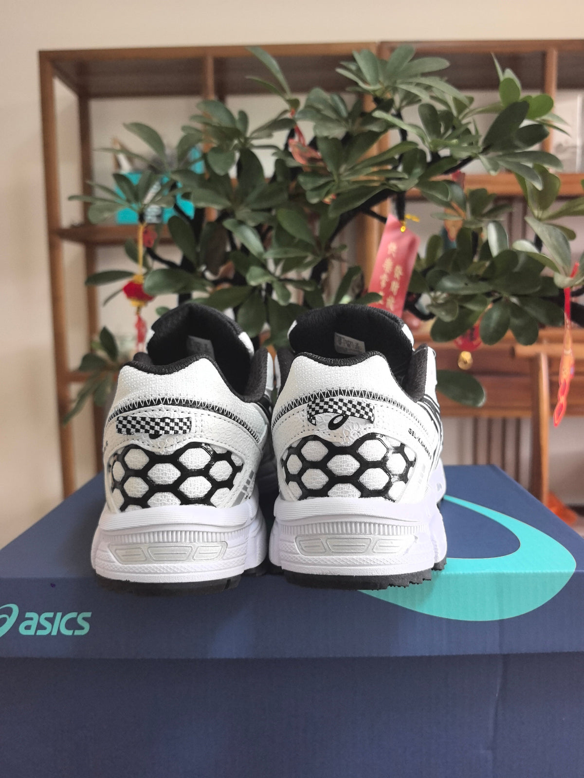 ASICS K3 Black and White Sneakers
