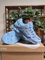 ASICS GEL-Cumulus 16 Sneakers in Sky Blue