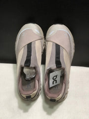 On Cloud X 4 Coast Sneakers in Light Grey and Beige