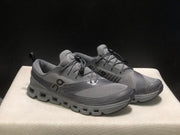 On Cloud X Z5 Sneakers in Gray