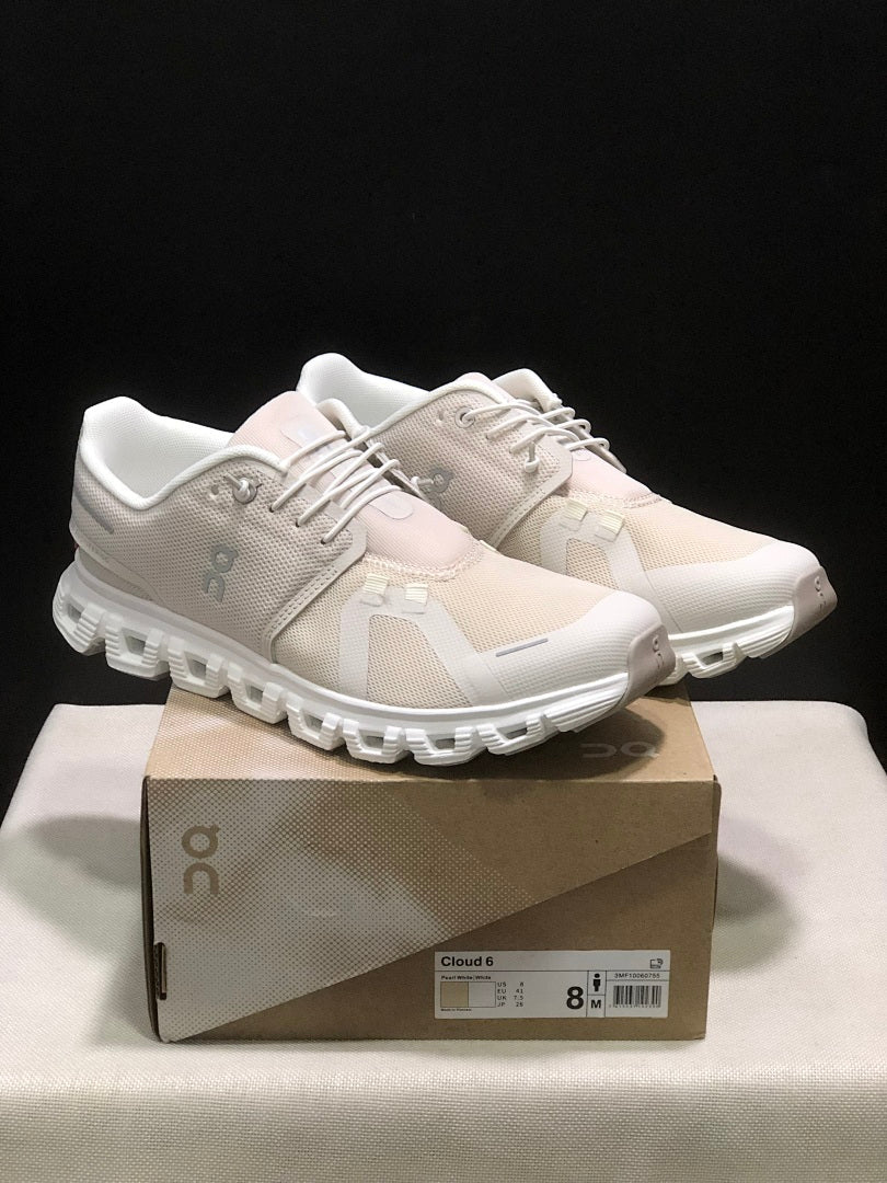 On Cloud 6 Sneakers in Pearl White