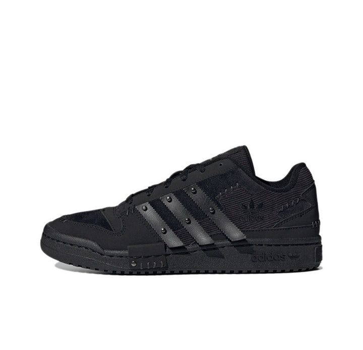 Adidas GW8726 Black Low-Top Sneakers