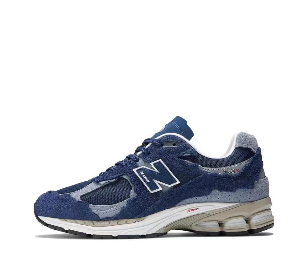 New Balance M2002RDK Navy Sneakers