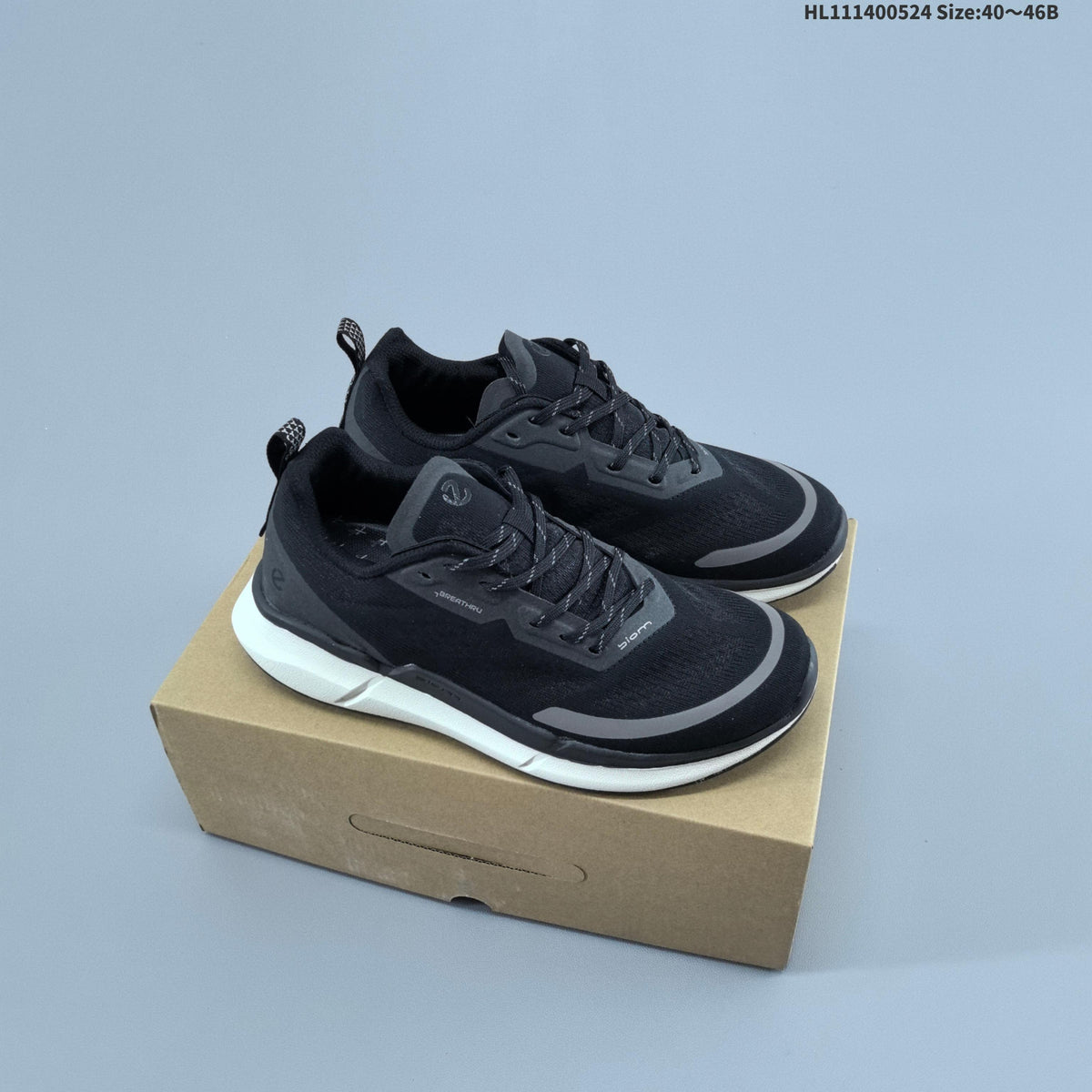 ECCO Men’s Lace-Up Outdoor Sneakers