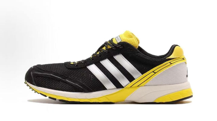 JP7635 Black and Yellow Three-Stripe Running Shoes
