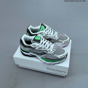 Saucony ProGrid Omni 9 Retro Running Sneakers