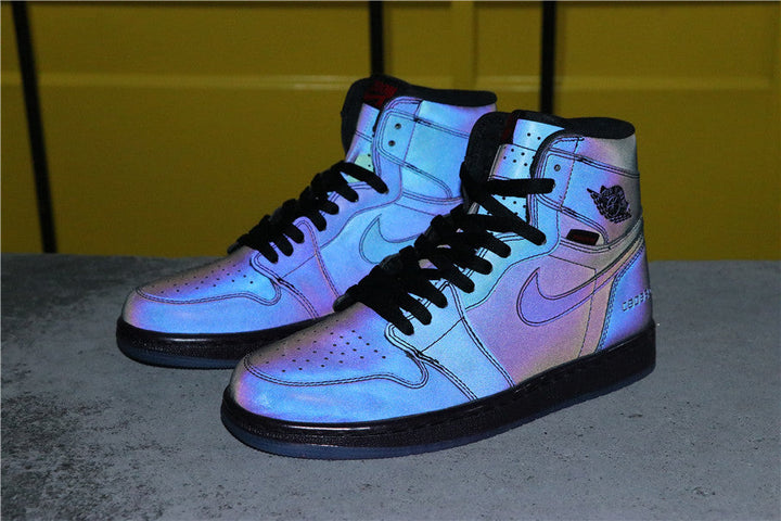 Air Jordan 1 High Zoom R2T Sneakers BV0006-900