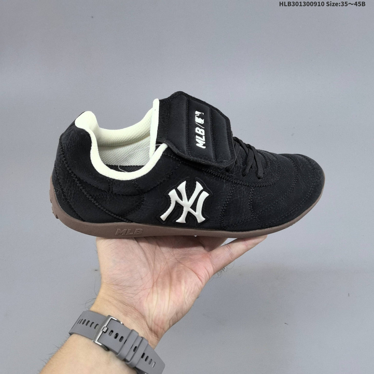 MLB New York Yankees Low-Profile Casual Sneakers