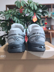 ASICS GEL-KAYANO 20 Silver Running Shoes