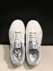 On The Roger Clubhouse Pro Tennis Shoes White Grey