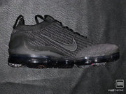 Nike Air VaporMax Flyknit 2021 Triple Black Sneakers DH4084-001