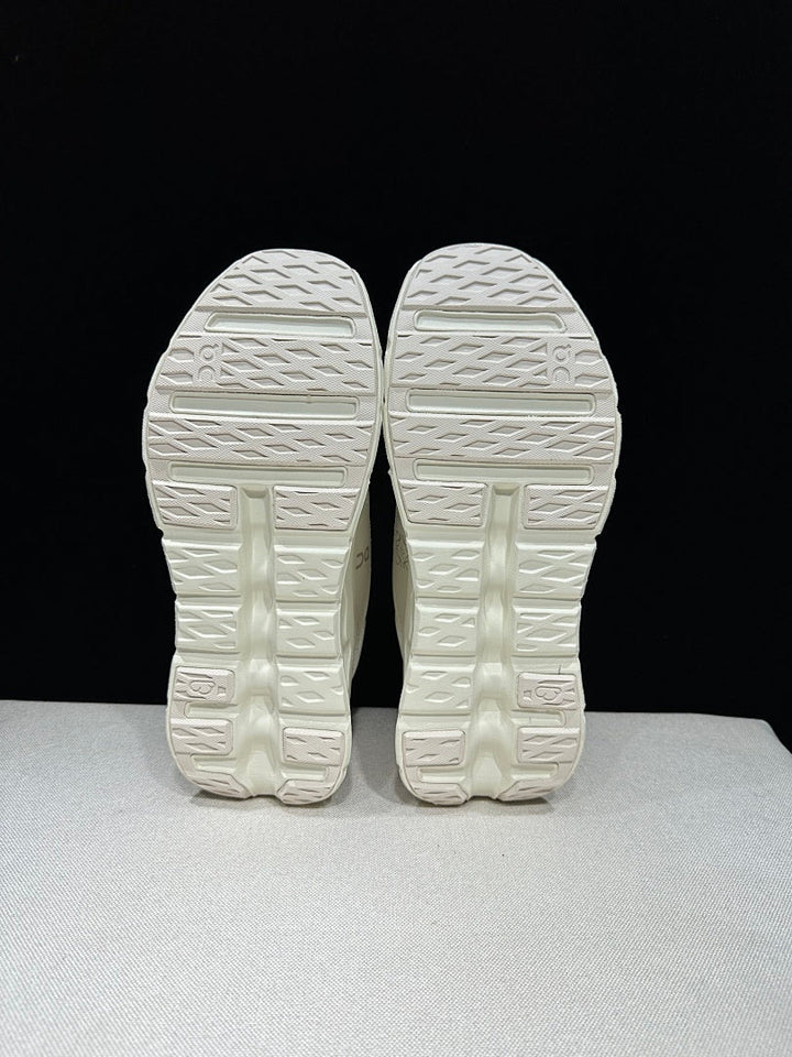 On Cloudtilt 2.0 Sneakers in Cream and Pink