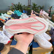 ASICS Novablast 5 LE Pink Running Shoes