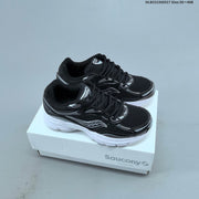 Saucony ProGrid Omni 9 Retro Running Sneakers