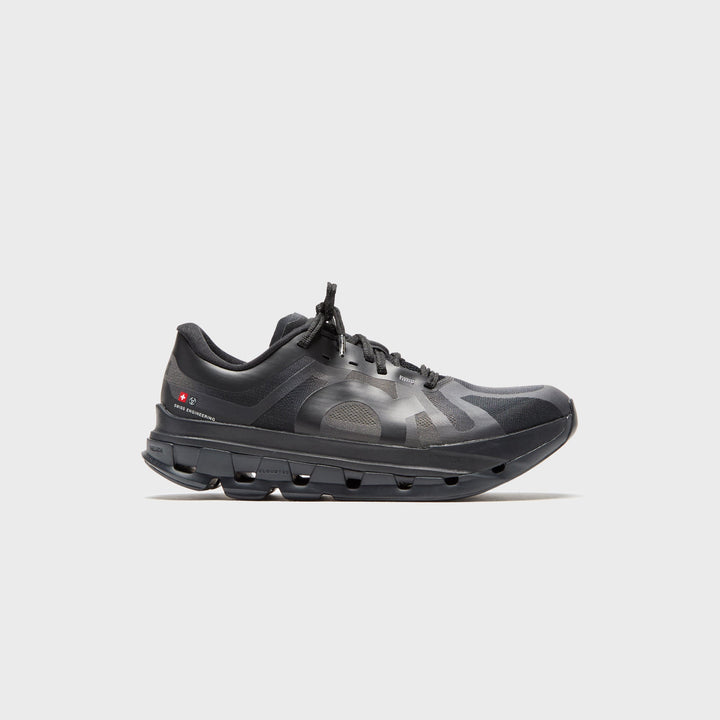 On Running x SLAM JAM Cloud 5 - Gull / Black