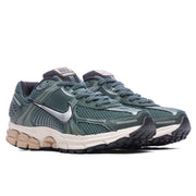 Women's Zoom Vomero 5 - Vintage Green/Chrome/Light Orewood Brown/Hemp