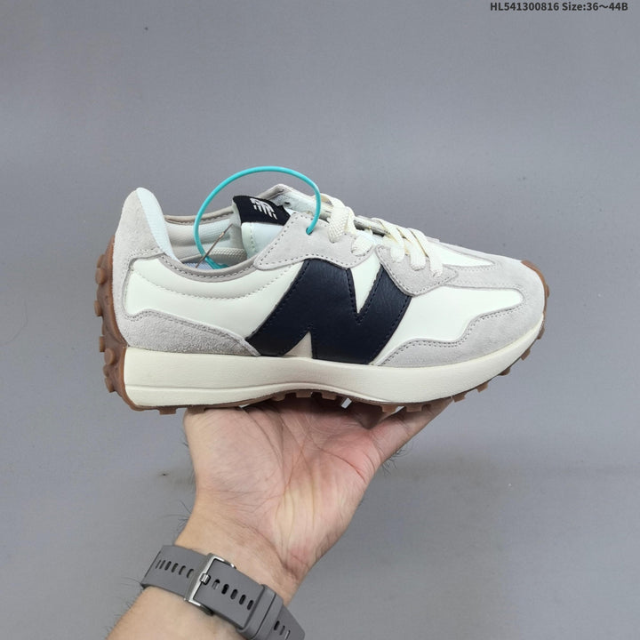 New Balance 327 Lifestyle Sneakers in Mixed Colors