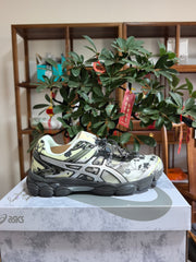ASICS GEL-Quantum 360 B2 Sneakers in Cream and Black