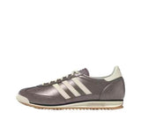 adidas JH6364 Low-Top Sneakers in Gray and Cream