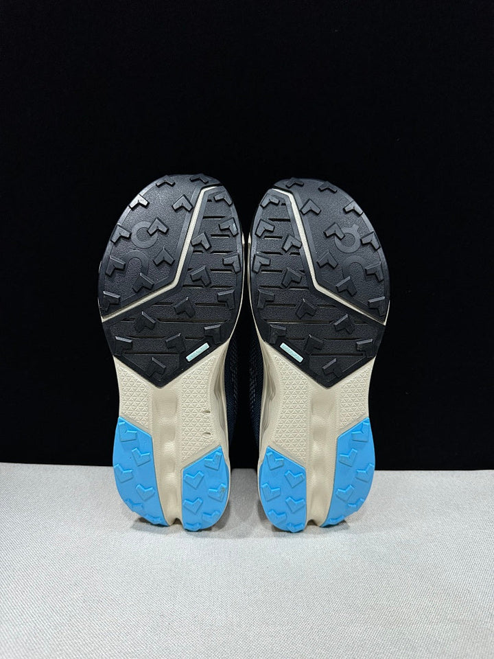 On Cloudsurfer Trail 2 Blue Trail Running Shoes
