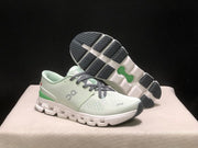 On Cloud X 4 Sneakers in Mint Green