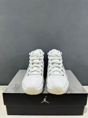 Jordan Air Jordan 11 Comme des Garçons White Sneakers IV7639-100