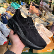 ASICS NOVABLAST 5 LE Black Running Shoes
