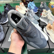 adidas Alphabounce CG4762 Sneakers, Grey and Gold