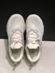 On Cloud X Z5 Sneakers in Ice Cream
