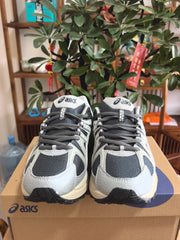 ASICS K10 Sneakers in Gray and Black