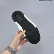MLB Chunky Liner Low-Top Sneakers, Black and White