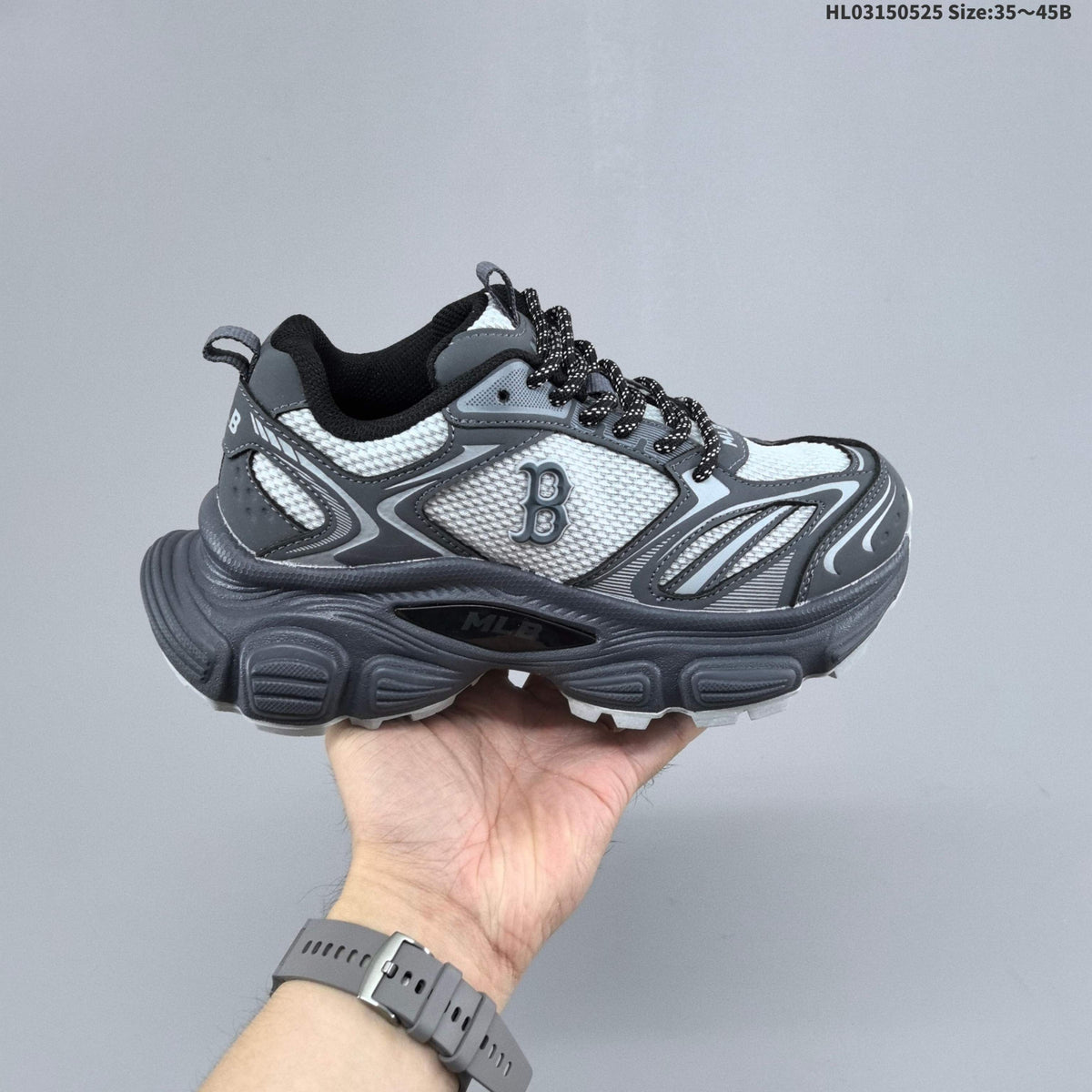 MLB Winner Chunky Low-Top Sneakers in Gray and White