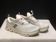 On Cloud X Z5 Sneakers in Ice Cream