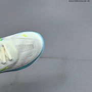 Brooks Hyperion Max 3 Running Shoes, White and Blue