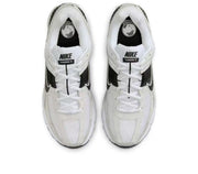 Nike Zoom Vomero 5 White and Black Sneakers