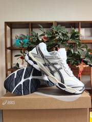 ASICS GEL-Cumulus 16 Sneakers White Midnight